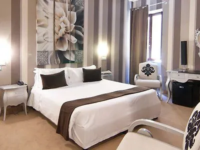 Hotel Royal Palace Luxury Rzym
