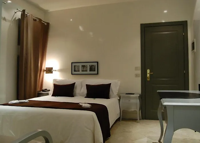 Royal Palace Luxury Hotel 4*