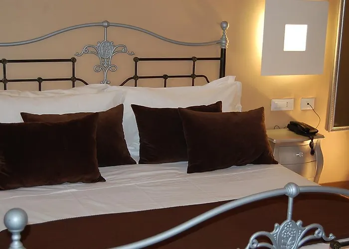 Royal Palace Luxury Hotel