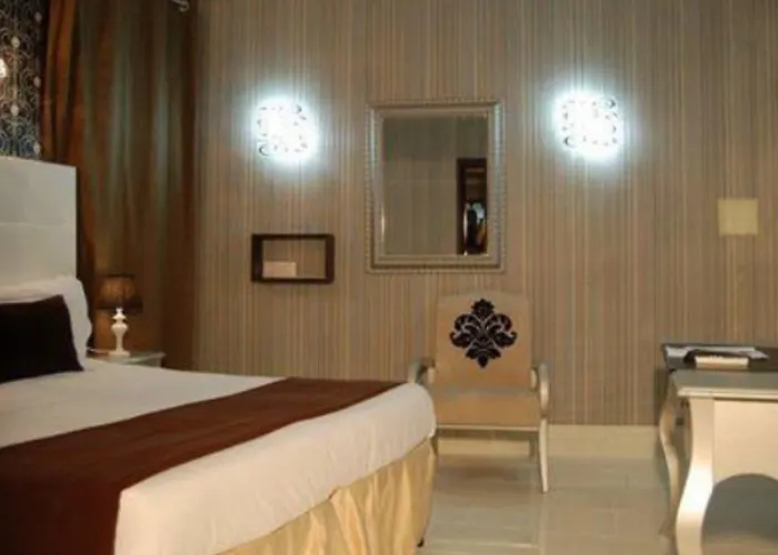Royal Palace Luxury Hotel