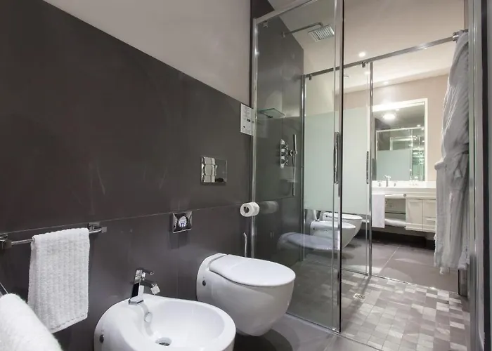 Royal Palace Luxury Hotel